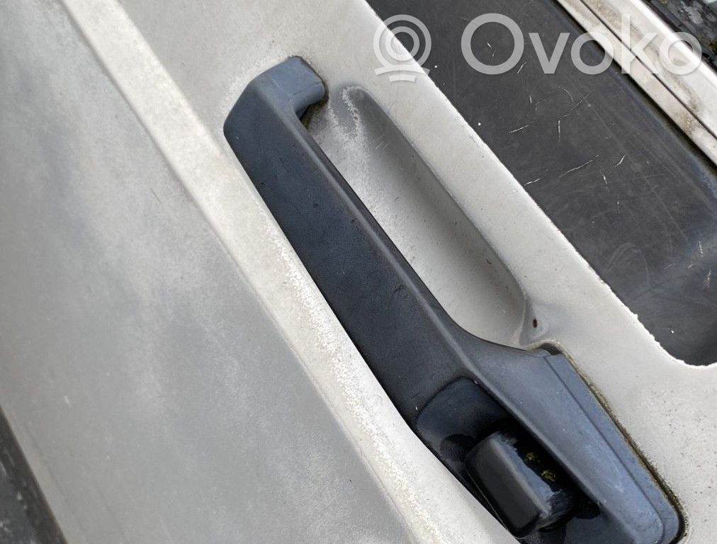 Etuoven ulkokahva