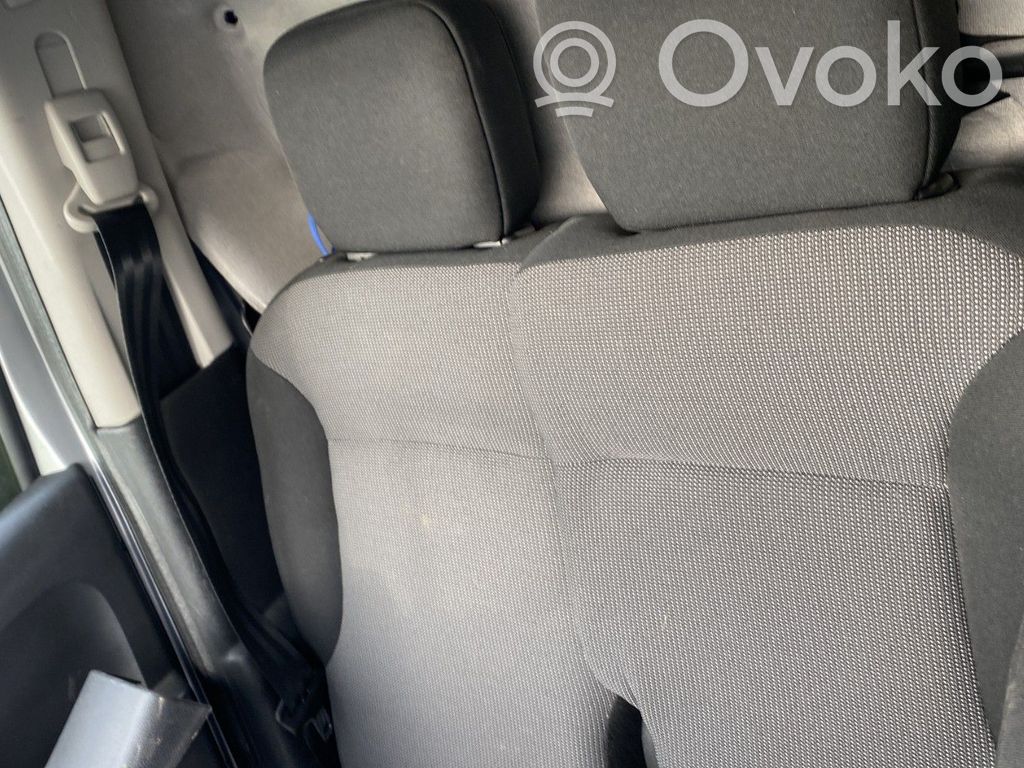 Citroen Berlingo Kaksoisetuistuin 