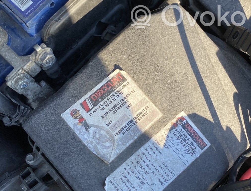 Ford C-MAX I Air filter box 