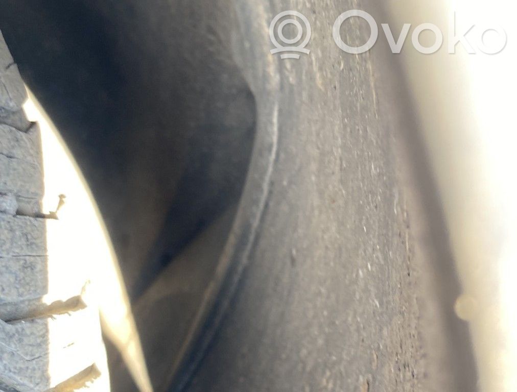 Peugeot 407 Apărători interioare aripă roată față 