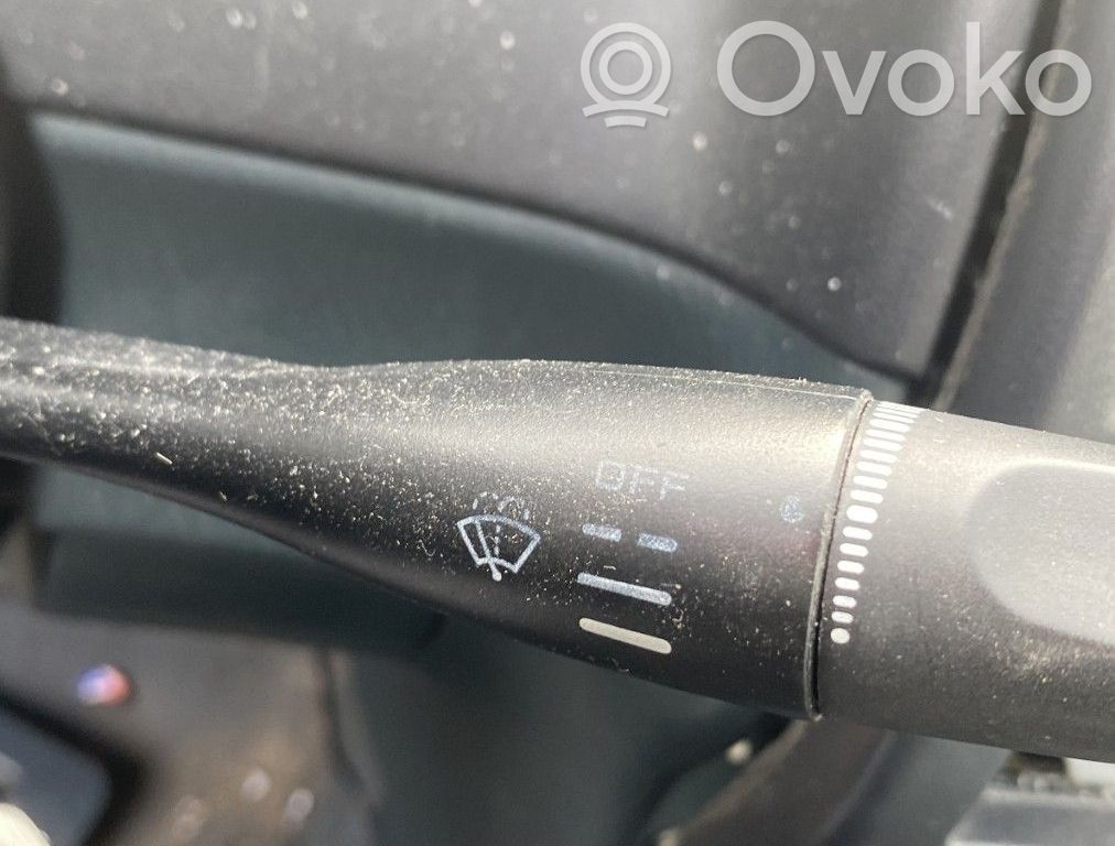 Nissan Almera Palanca de control del limpiaparabrisas 