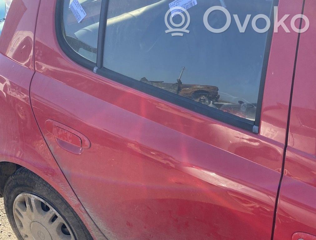 Toyota Yaris Puerta trasera 