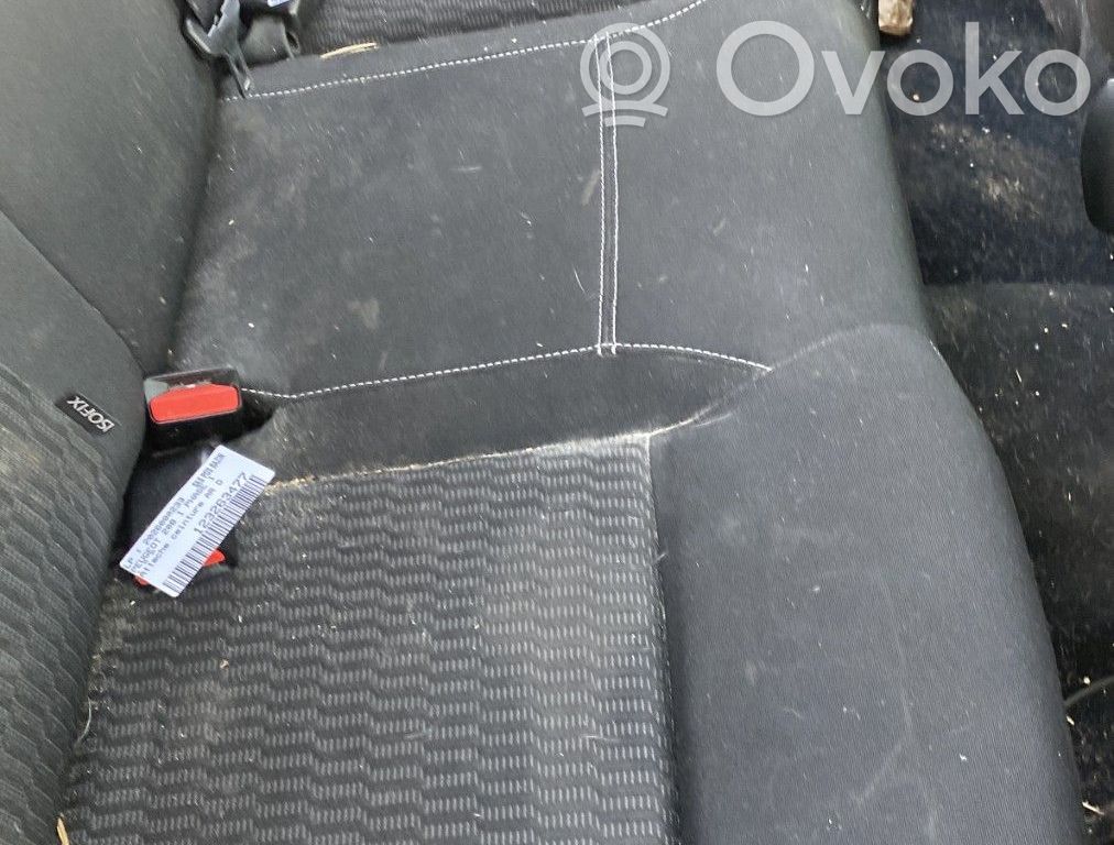 Peugeot 208 I Scaun spate 