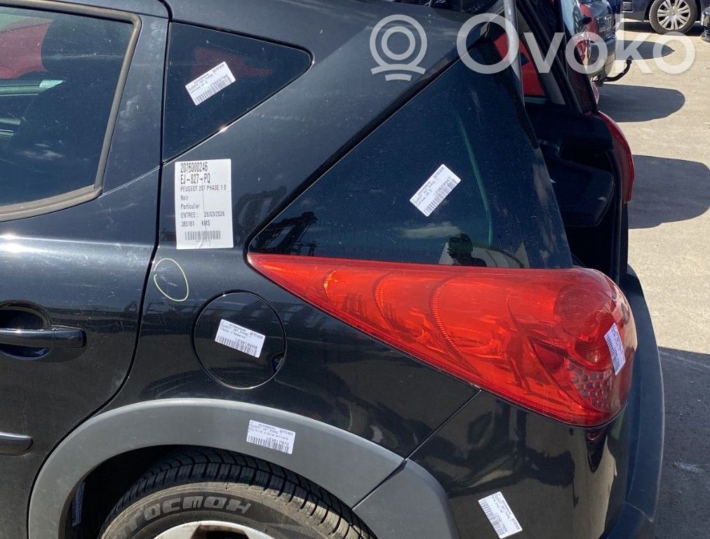 Panel lateral trasero   8525KL