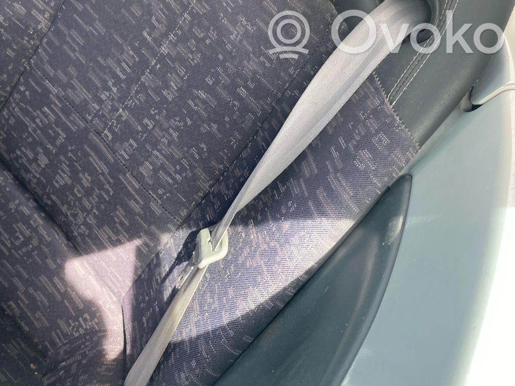 Renault Megane I Cinturón trasero 