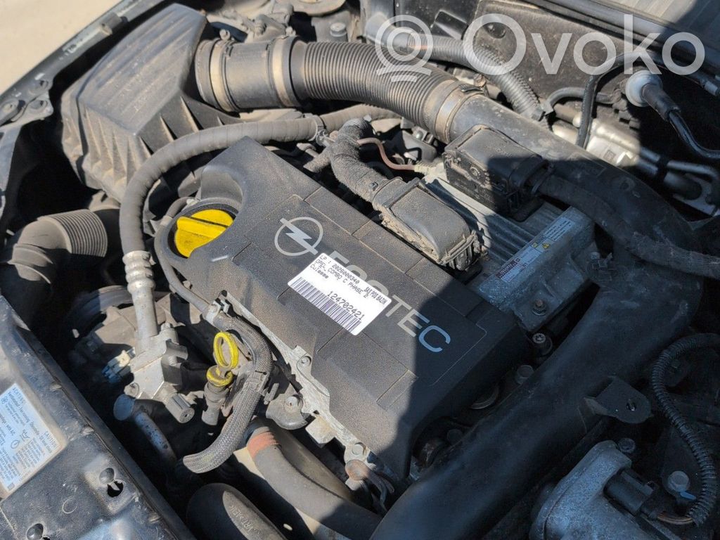 Opel Combo C Inyector de combustible 