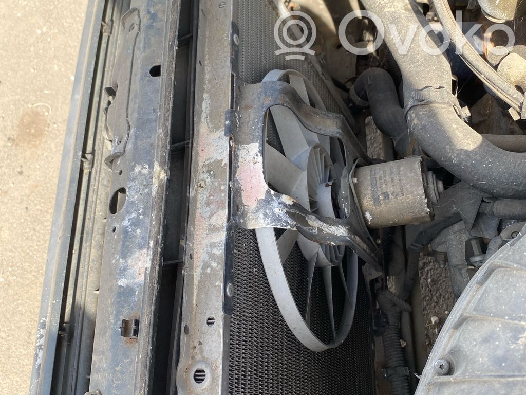 Coolant radiator