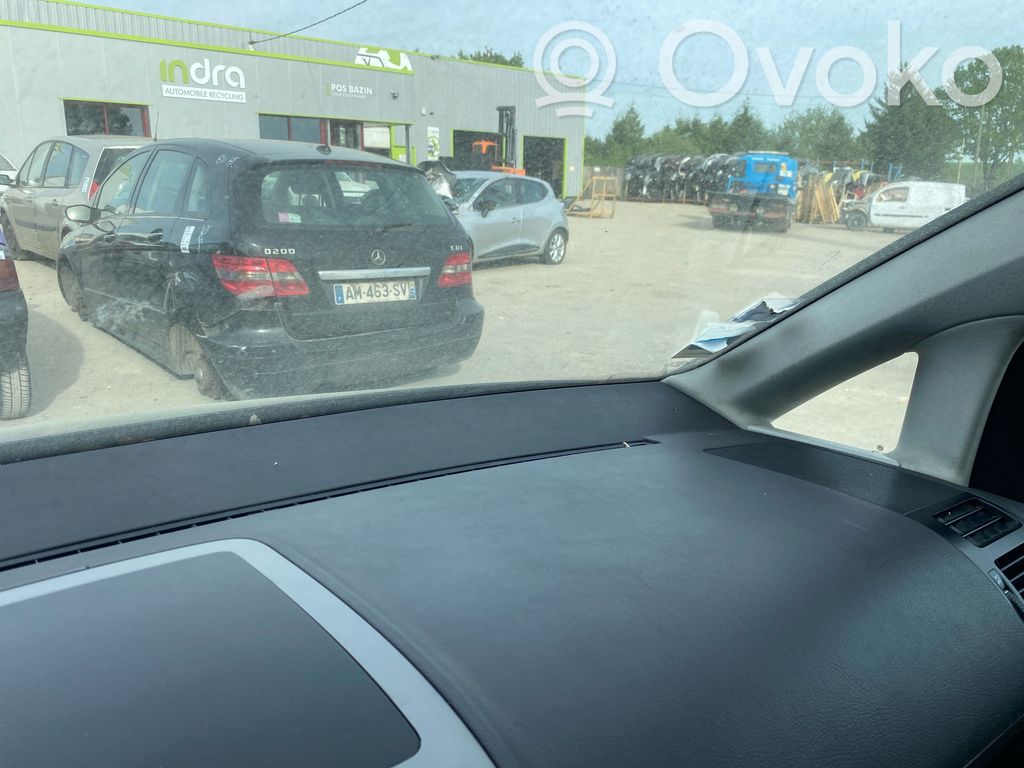 Volkswagen Touran I Panel de instrumentos 