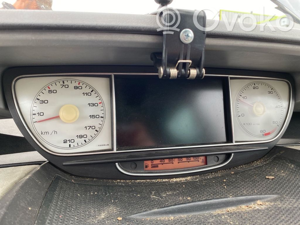 Peugeot 807 Speedometer (instrument cluster) 