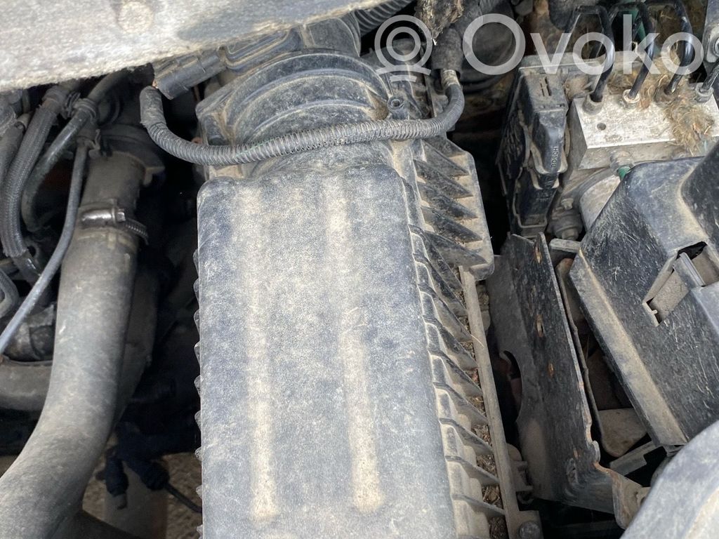Peugeot 807 Air filter box 