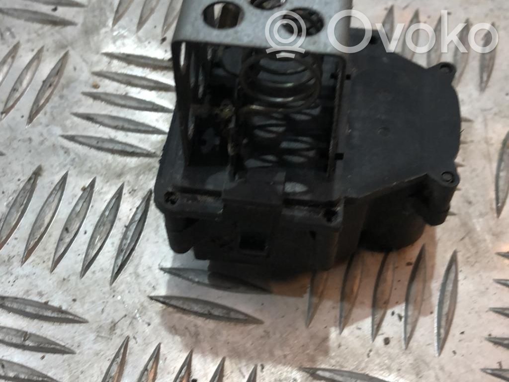 Peugeot 3008 I Résistance moteur de ventilateur de chauffage 