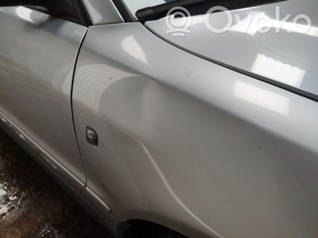 Audi A4 S4 B5 8D Sparnas 