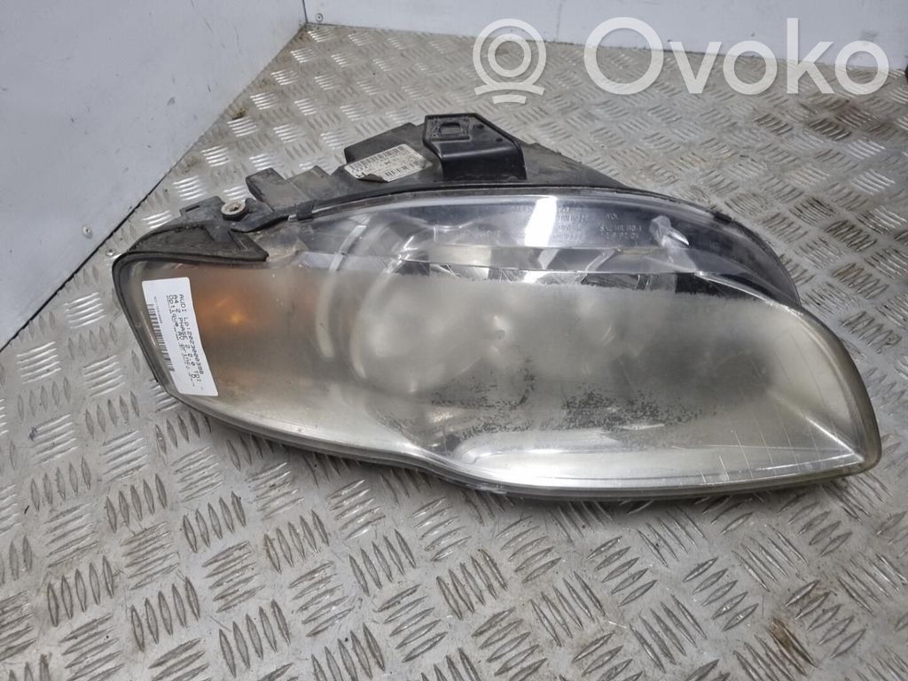 Scheinwerfer   8E0941004AJ