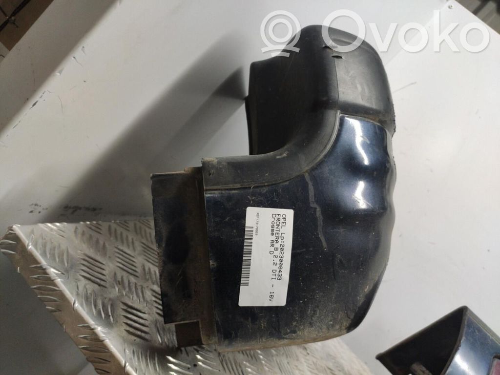 Opel Frontera B Rivestimento del pannello parte angolare del paraurti posteriore