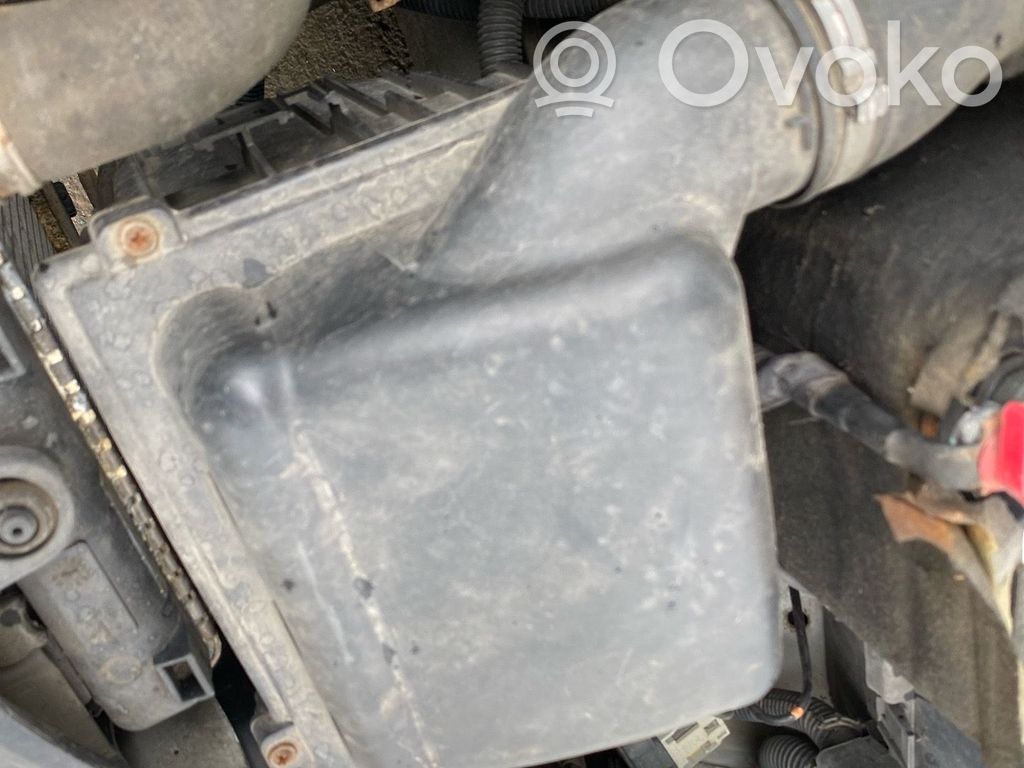 Peugeot 206 Air filter box 
