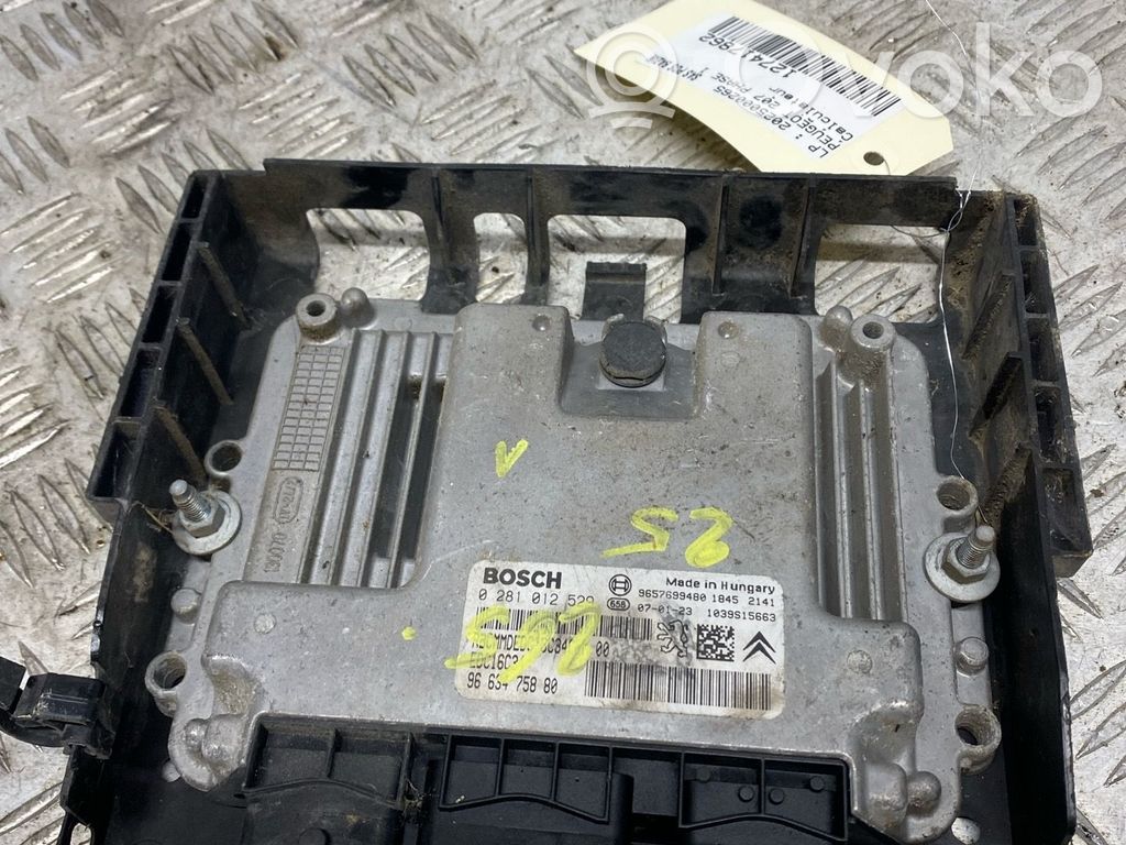 Peugeot 207 Engine control unit/module 