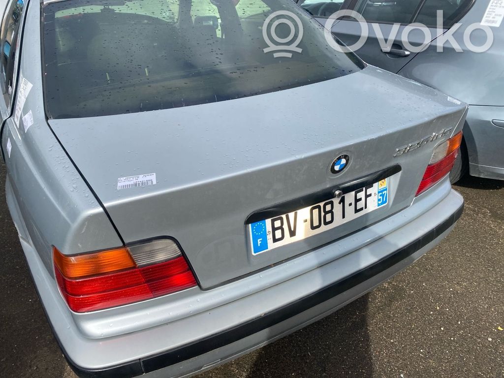BMW 3 E36 Puerta del maletero/compartimento de carga 