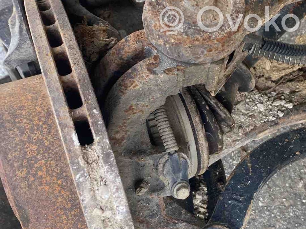 Nissan Interstar Achsschenkel vorne 