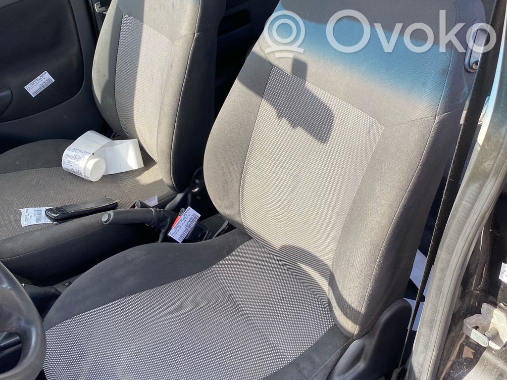 Asiento delantero del conductor   24406530