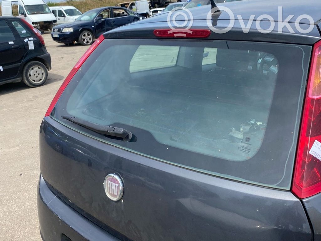 Fiat Punto (199) Couvercle de coffre