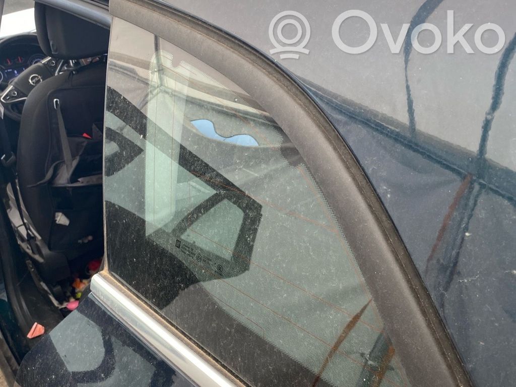 Opel Insignia A Finestrino laterale posteriore