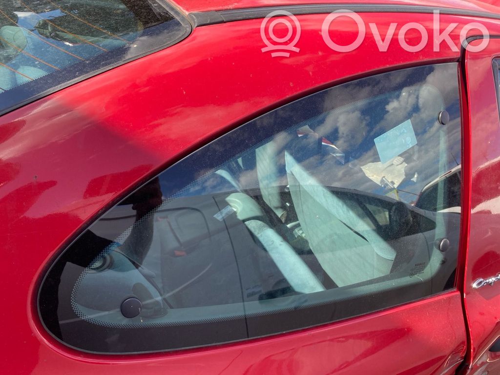 Vidrio lateral trasero   8200137029
