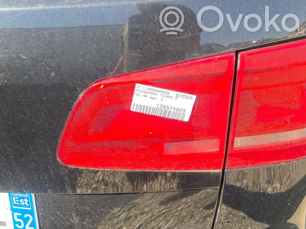 Volkswagen Touran II Luces portón trasero/de freno 