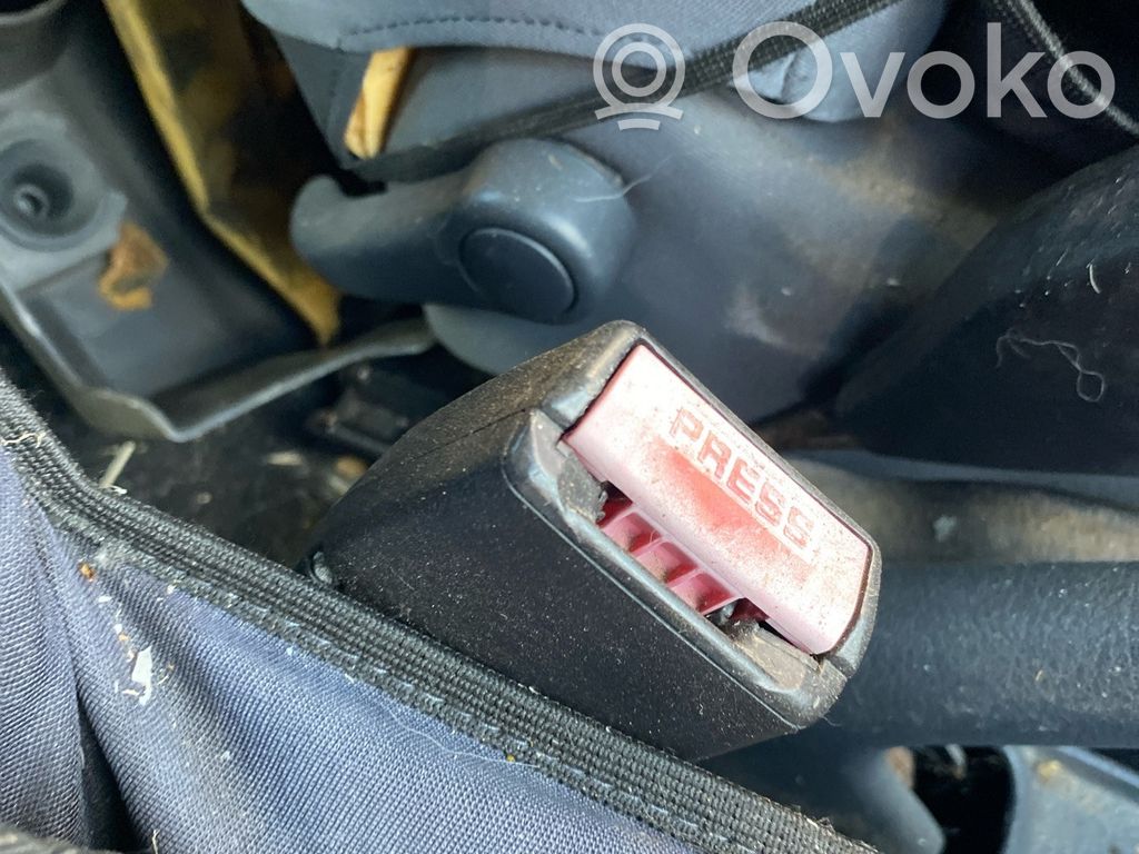 Renault Clio II Boucle de ceinture de sécurité avant 