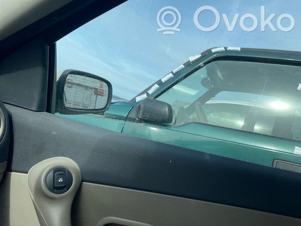 Renault Clio III Macara ușă față cu motor 
