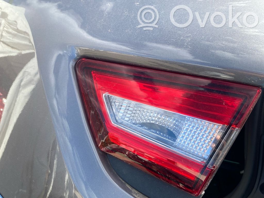 Renault Clio IV Tailgate rear/tail lights 