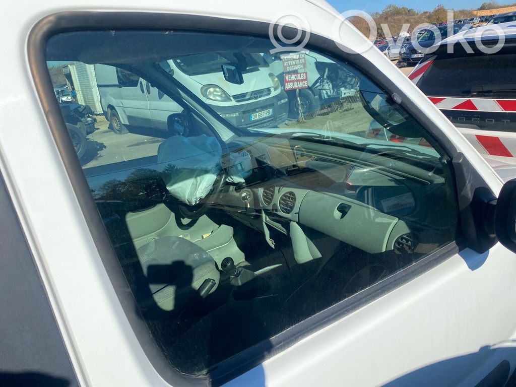 Renault Kangoo I Vetro del finestrino della portiera anteriore - quattro porte 