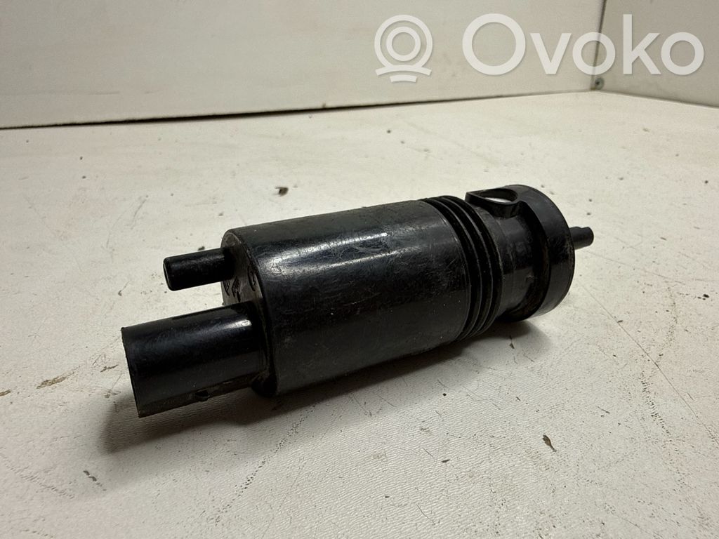 Tesla Model X Windscreen/windshield washer pump 