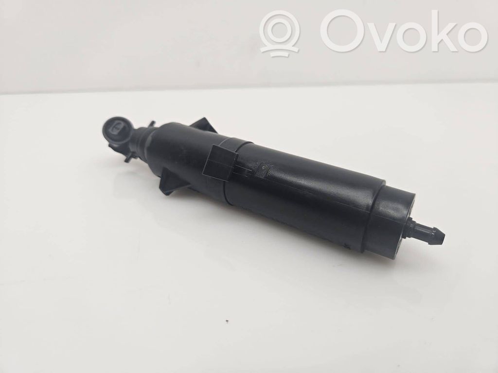 BMW X5 F15 Dysza spryskiwacza lampy przedniej 
