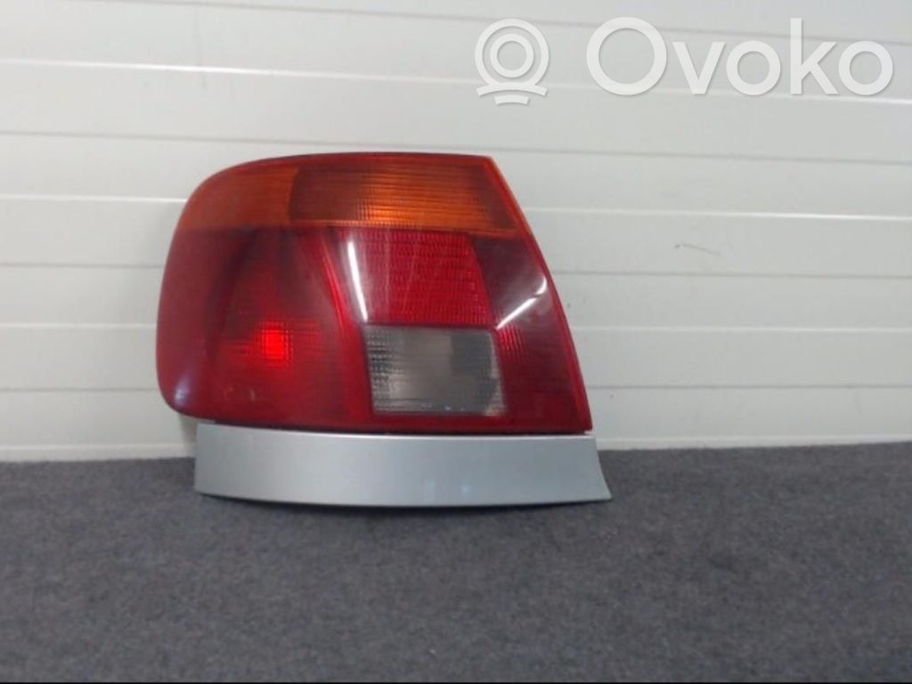 Audi A4 S4 B5 8D Luci posteriori 