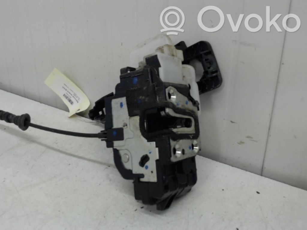 KIA Ceed Front door lock 