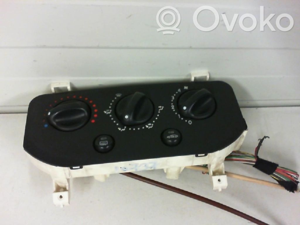 Renault Clio II Climate control unit 
