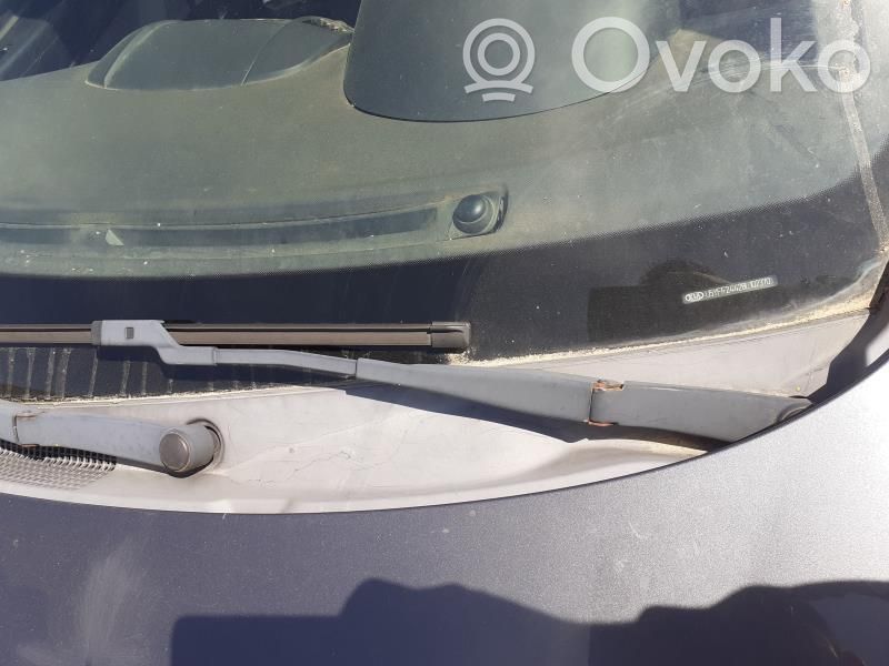 KIA Ceed Front wiper blade arm 
