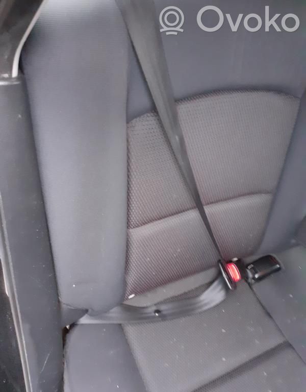 Mazda 3 I Cinturón trasero 