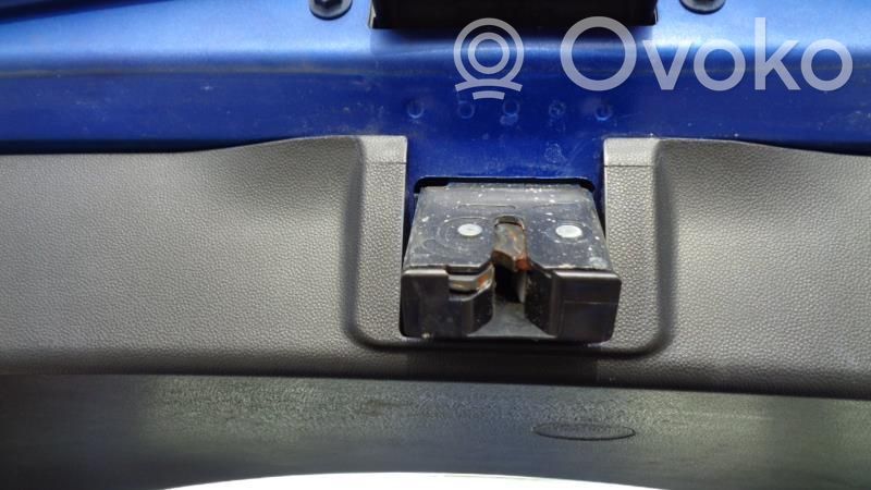 Mazda 3 I Spyna galinio dangčio 