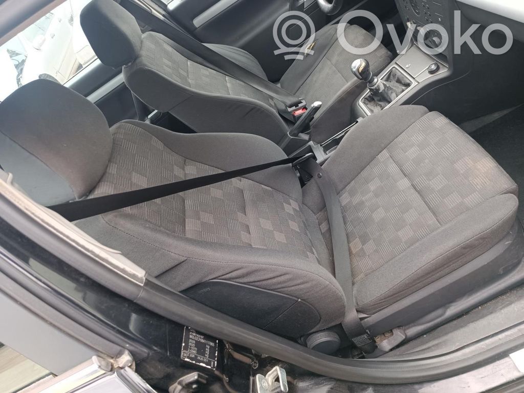 Opel Vectra C Cinturón delantero 