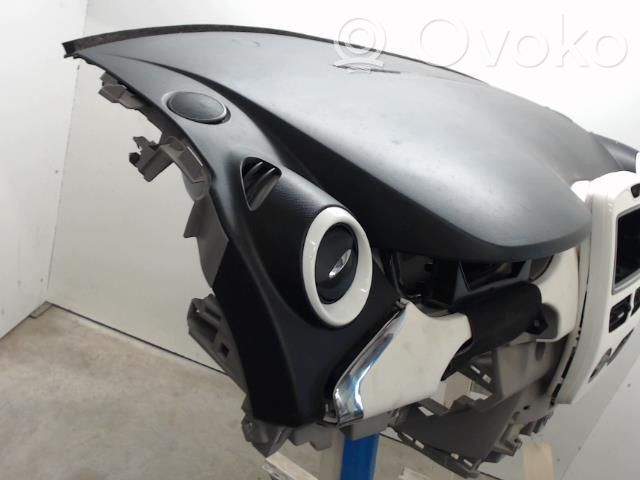 Panel de instrumentos   681006711R