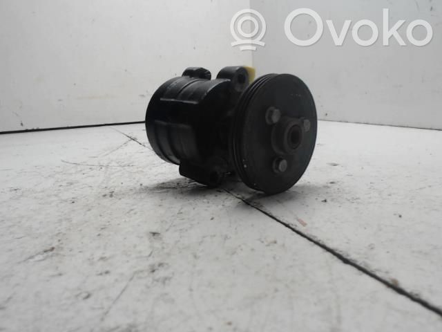Renault 19 Ohjaustehostimen pumppu 