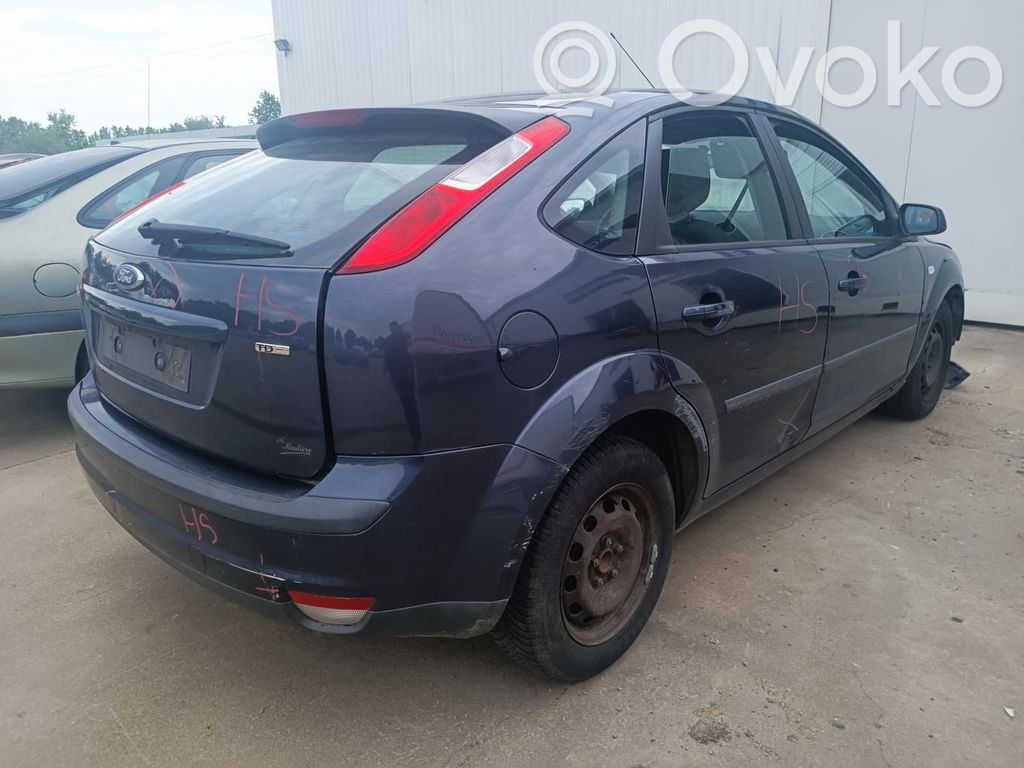 Ford Focus Aizmugurē slēdzene 