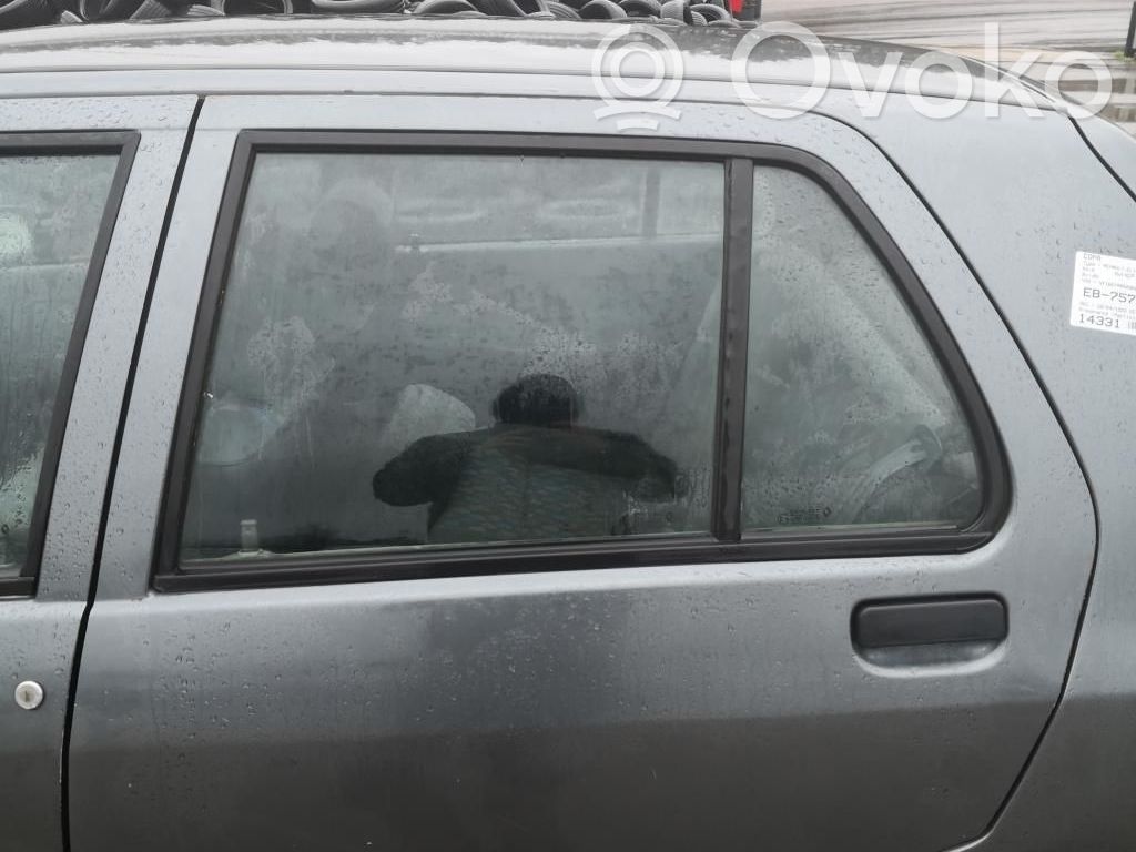 Renault Clio I Takaoven ikkunalasi 