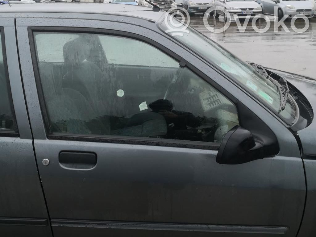 Renault Clio I Priekinė durų spyna 