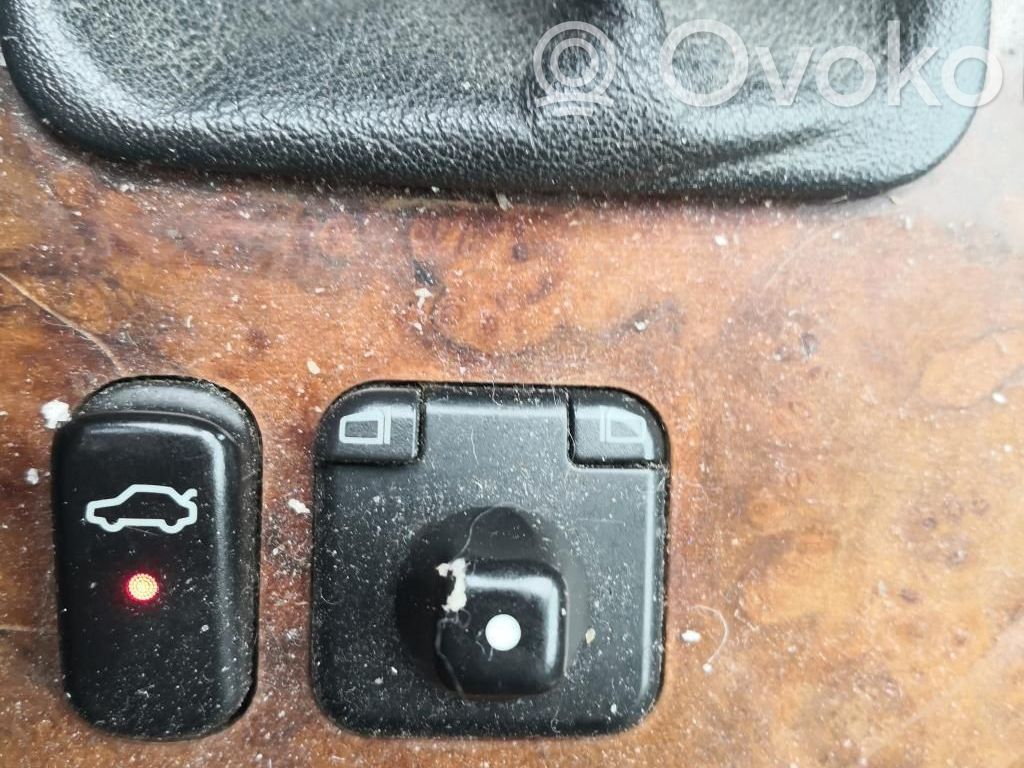 Mercedes-Benz E W210 Przycisk regulacji lusterek bocznych 