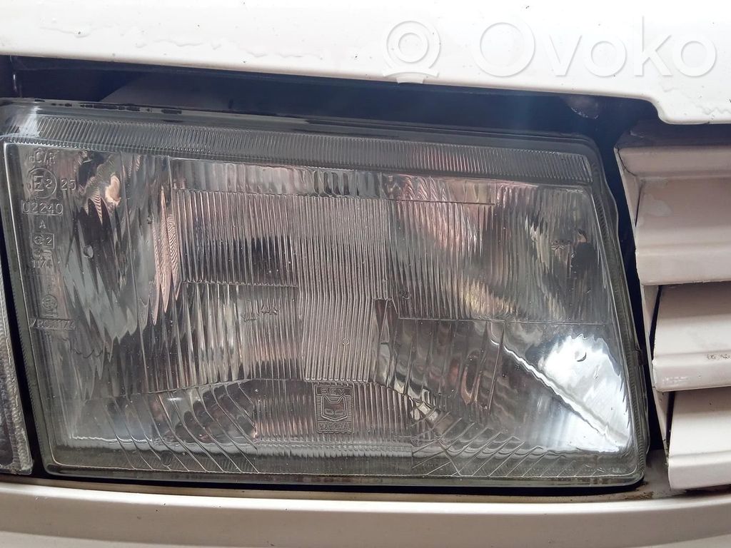 Peugeot 309 Scheinwerfer 