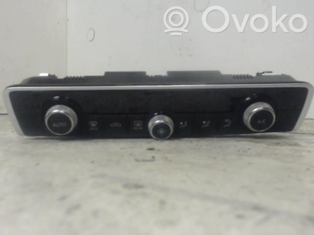 Audi A3 S3 8V Climate control unit 