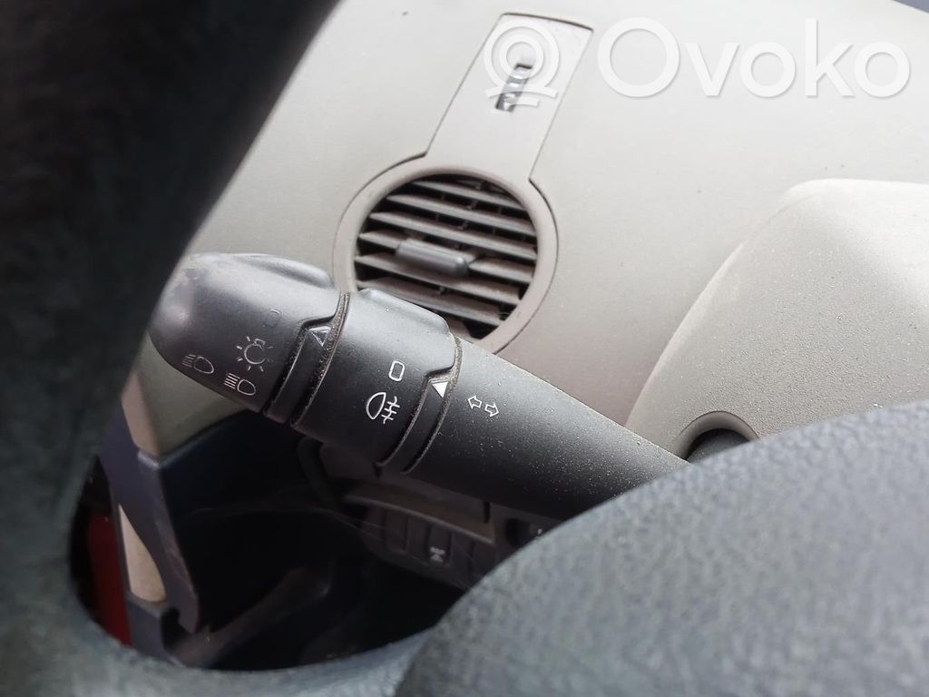 Renault Espace IV Manetă semnalizator 