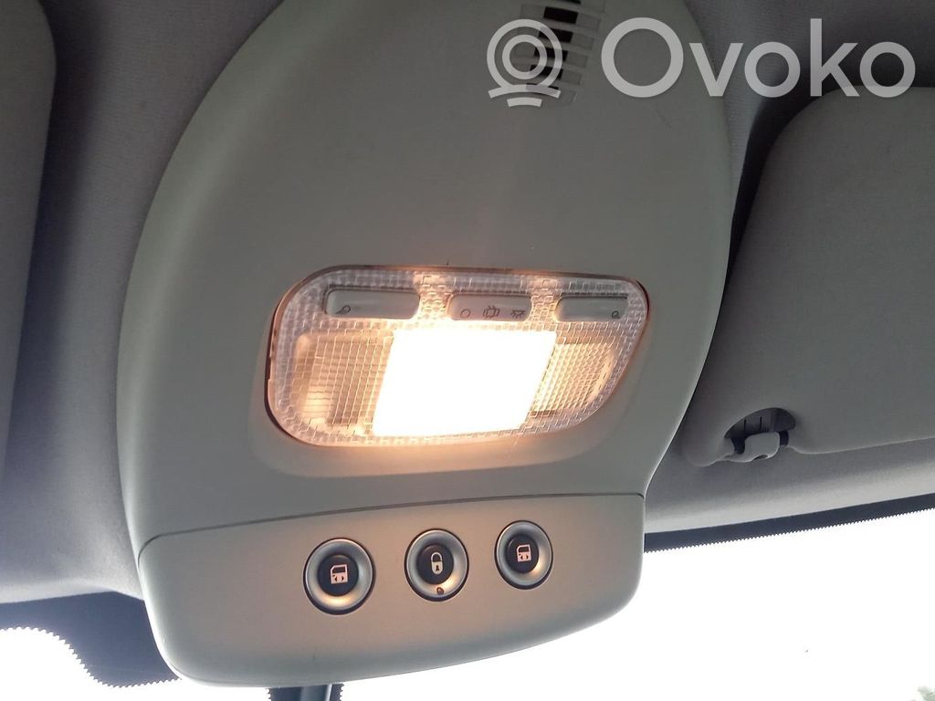 Citroen C8 Etuistuimen valo 